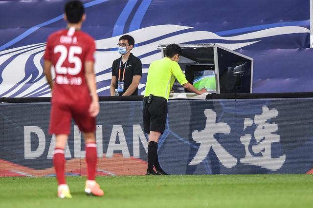 意甲-劳塔罗破荒恰20点射 国际米兰3-0卡利亚里